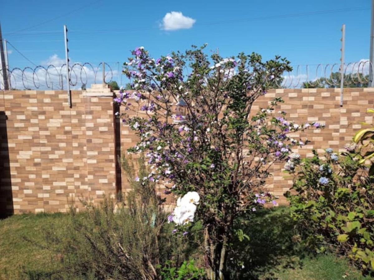 Casa Com Spa De Hidro, Aquecedor E Cromoterapia A 1,0 Km Do Centro Chapada dos Guimarães Zewnętrze zdjęcie